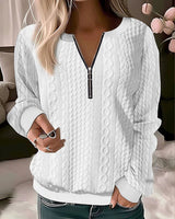 Lyra – lässiger strickpullover mit halbem reibverschluss – Weiß
