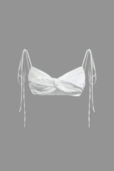 Elizabeth | Ein Stück Satin-Top mit verstellbaren Schnürträgern & Knotendetail – Weiß