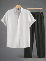 Minimalistisches Herren-Set | Kurzarmhemd mit Stehkragen & Hose – Schwarz & Weiß