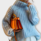Camille | Kuscheliger Oversized-Strickpullover mit Rollkragen – Hellblau
