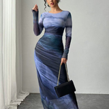 TORINA - Bequemes bedrucktes Maxikleid mit langen Ärmeln und Rundhalsausschnitt – Blau Grau