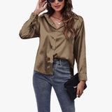 Lyvora – Elegante Satinbluse – Khaki