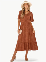 Midi-Sommerkleid mit V-Ausschnitt und Taillenbetonung – Locker & Feminin – Rot