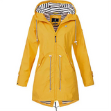 LEONORE – Der elegante und wasserdichte Damen-Regenmantel – Gelb