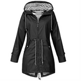 LEONORE – Der elegante und wasserdichte Damen-Regenmantel – Schwarz