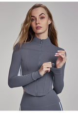 Valatra | Elastische Sportjacke für Damen Leichtgewicht – Grau
