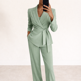Aliona – Set Aus Wickel Blazer Und Hose – Grün