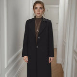 Lady Luxe™ Mantel mit Samtfutter / Ein eleganter Klassiker, der mit Charme wärmt! – Schwarz