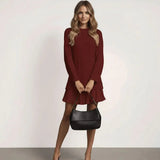 Wien Classic™ Kleid aus handgefertigtem Strick mit leichten Falten / Eleganz und Klasse in perfekter Harmonie! – Weinrot