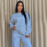 Isys™ Sweat-Set mit cleanem Look und Premium-Komfort – Hellblau