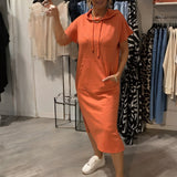 Nora™ Kleid mit Kapuze und funktionaler Fronttasche – Orange