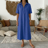 Bianca™ Kleid mit Klassischem Kragen und Knöpfen Vorne – Blau