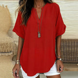 Maya™ Bluse mit Zart Gerundetem Saum und V-Ausschnitt mit Cut-out – Rot