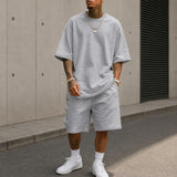 Adrian™ Set mit Cleanem Look und Weiter Passform – Hellgrau