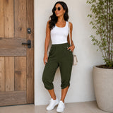 Caprihose Norina™ mit elastischem Bund, Zierknöpfen und verstellbarem Saum – Dunkelgrün