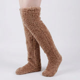 (KAUF 1, ERHALTE 2 GRATIS) Veloura™ Premium Kuschelsocken aus Weichem Plüschstoff – Braun