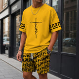 Zweiteiler Roven™ mit oversized T-Shirt und gemusterter Shorts / Moderner Streetwear-Look mit hohem Tragekomfort. – Gelb