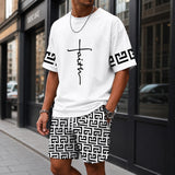 Zweiteiler Roven™ mit oversized T-Shirt und gemusterter Shorts / Moderner Streetwear-Look mit hohem Tragekomfort. – Weiß