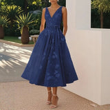 Kleid Lavienne™ mit floralem Muster und betonter Taille mit Bindegürtel – Marineblau