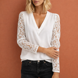 Damentop mit Spitzenärmeln und V-Ausschnitt für Damen | Iris – Weiß