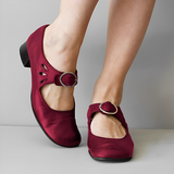 Velana - Einzelne Schuhe mit Schnalle – Rot