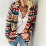 Celena | Bunte Damen-Strickjacke mit Print – Ein lebendiger Cardigan für einen stilvollen Look – Rot