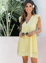 Sommerkleid mit Lochstickerei und V-Ausschnitt – Lockerer Schnitt – Gelb