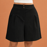 Hochtaillierte plissierte Shorts für Damen | Selina – Schwarz