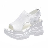 Calina - Plateau-Sandalen mit offener Zehenpartie – Weiß