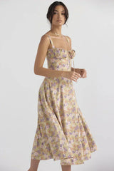 Soleil™ Eleganter Silhouettenstil – Violette Blume