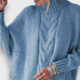 Leandra – Klassischer Rollkragenpullover mit Zopfmuster – Hellblau