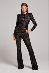 Damen-Jumpsuit mit tailliertem Schnitt und Spitzen-Details – weites Bein – Schwarz