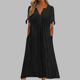 Anneke | Damen Lochstickerei V-Ausschnitt Midikleid – Schwarz