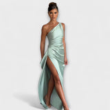 Maxikleid mit einem Schulterdesign – Hellblau