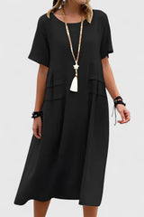 Chloe | Lockeres Midi-Kleid mit kurzen Ärmeln und praktischen Taschen – Schwarz