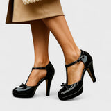 Velena - Plateau-High Heels mit T-Riemchen – Schwarz