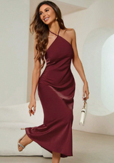 Gabriela - Asymmetrisches Midikleid mit Neckholderausschnitt – Grenzlinien