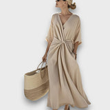 Miretta – Luftiges Kleid mit mediterranem Knotenakzent – Braun