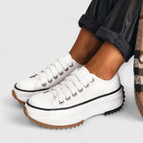 Laira | Chunky Lace-Up Sneakers – Weiß