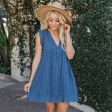 OLIVINHA | Sommerliches Spitzenkleid mit Shorts und Taschen – Blau