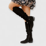 Keira | Elegante Knie-Stiefel – Schwarz