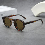 Spectralux – Stilvolle Sonnenbrille Mit Rundem Rahmen – Braun