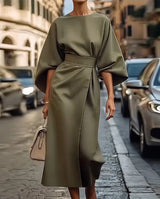 Elena - Midikleid mit Gürtel und Kimonoärmeln – Militärgrün
