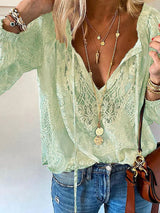 Shirley - Langärmlige Bluse mit Spitzendetails – Grün