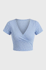 Crop Top Damen - Wickel Stil | V-Ausschnitt mit kurzen Ärmeln – Hellblau