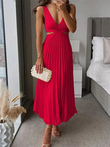 Margaux – Elegantes Midikleid mit V-Ausschnitt und Plisseerock – Rot
