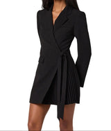 Damen-Blazerkleid mit Wickelfront und Taillenbindung – Schwarz