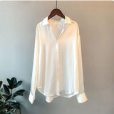 Damen Bluse aus Satin mit langen Ärmeln – Weiß