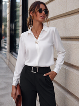 Damen Bluse mit Kragenausschnitt, langen Ärmeln und Knopfleiste – Weiß