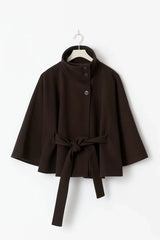Damen Capejacke mit Stehkragen und Bindegürtel – Schwarz